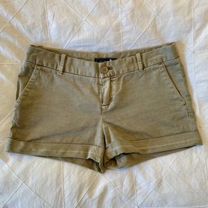 TALULA chino shorts